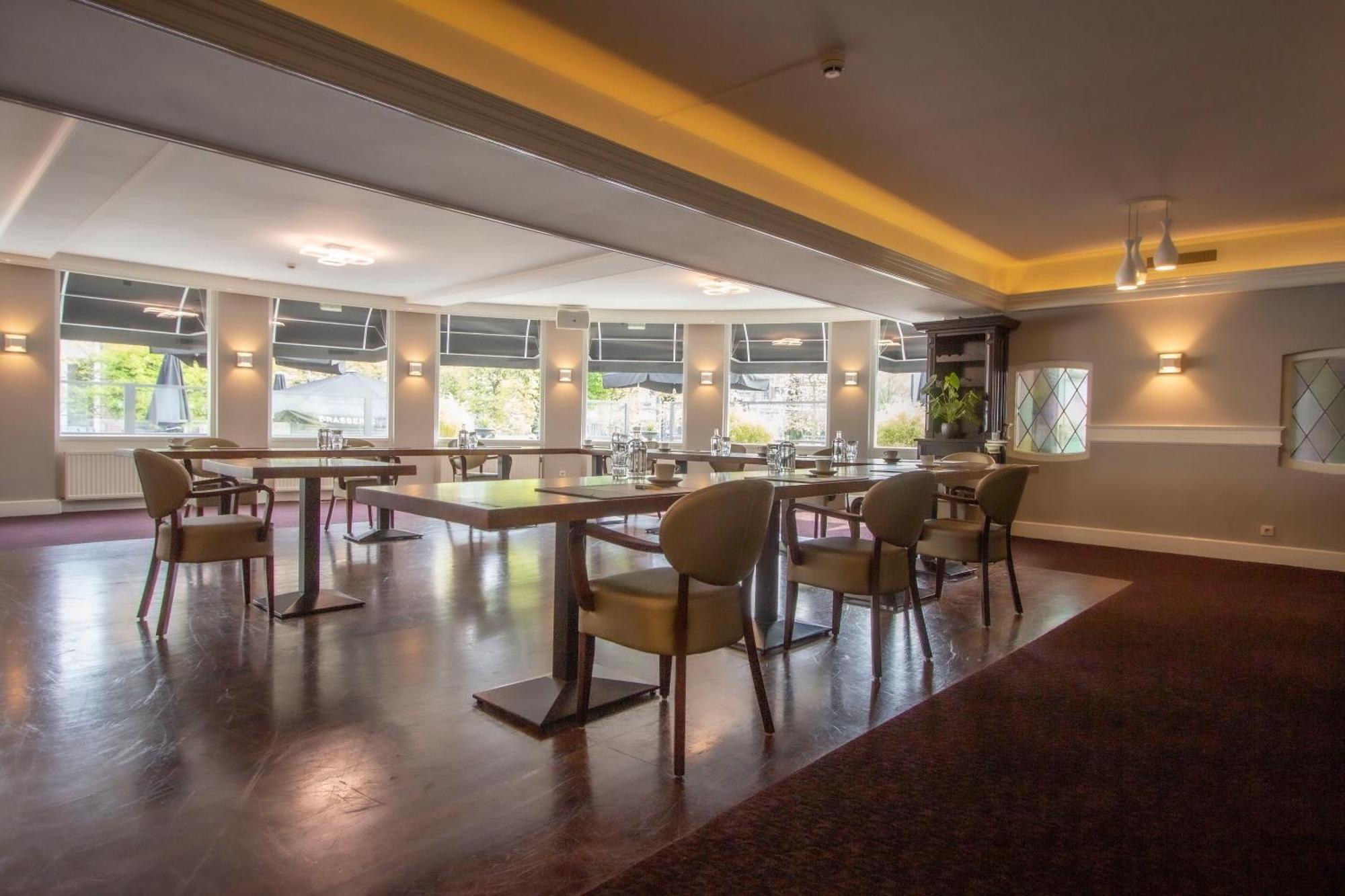 Golden Tulip West Ende Hotel Helmond Exterior photo
